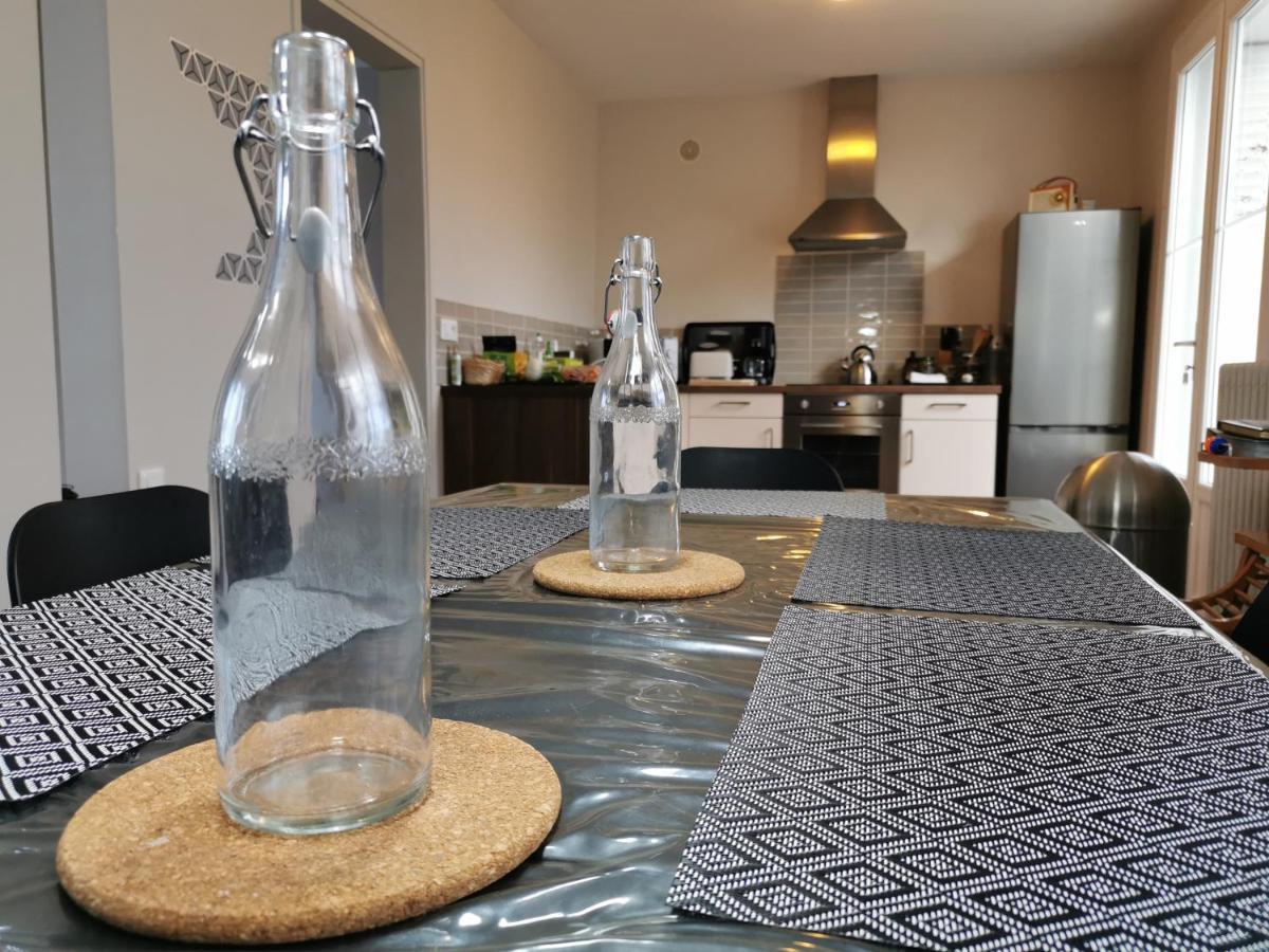 Authentique Gite 1950 Poitiers Futuroscope Aquascope, 1A9Prsn, 3 Pkg, 3 Etoiles A 6Prsn Et 3 Appoints Eco-Responsable المظهر الخارجي الصورة